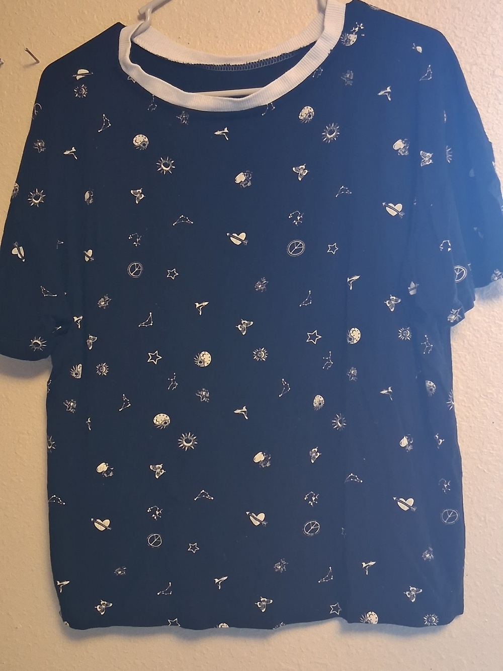 Navy Blue Graphic Ringer Tee with White Trim Black Not Blue XXL  260817